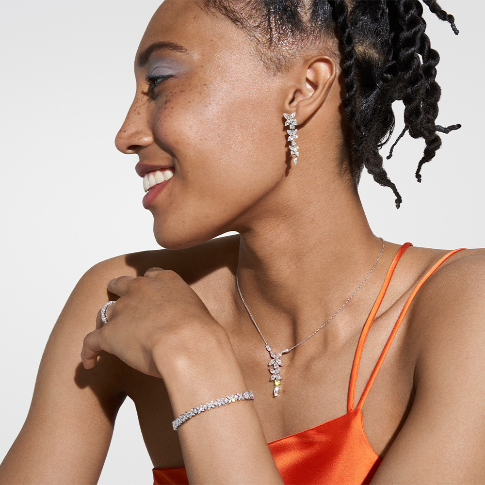 Unwrap fine jewellery at its finest