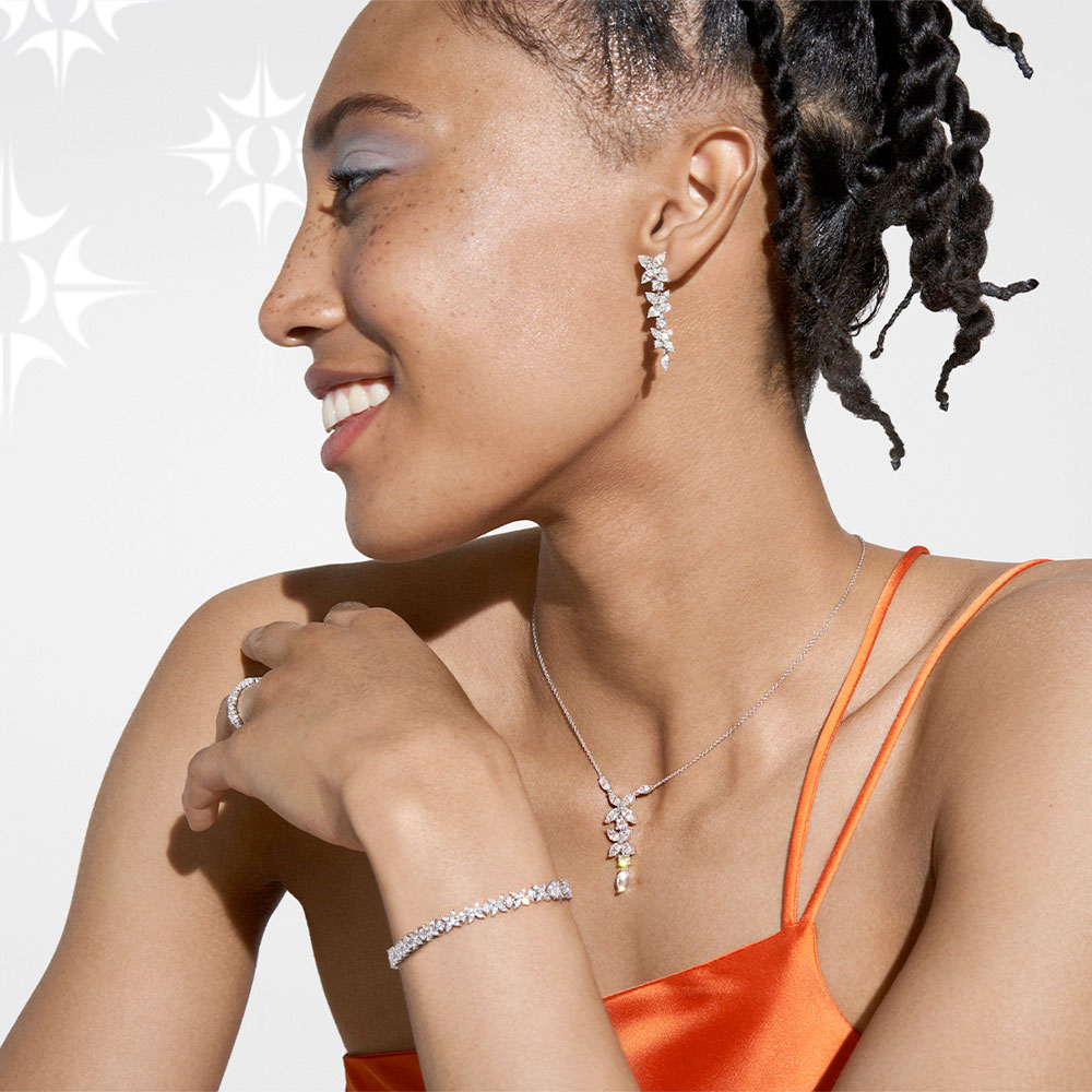 Unwrap fine jewellery at its finest